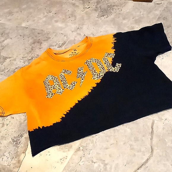 Black and orange ACDC shirt - Picture 1 of 3